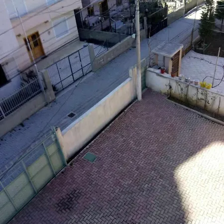 Shtepi Private 2 Kateshe Me Parking *